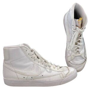 Nike Blazer '77 Vintage Womens size 9 Sneakers Mid Top Triple White CZ1055-117